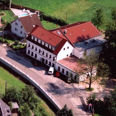 Hotel Landhotel Goldener Lowe Mit Am Taurastein Burgstadt